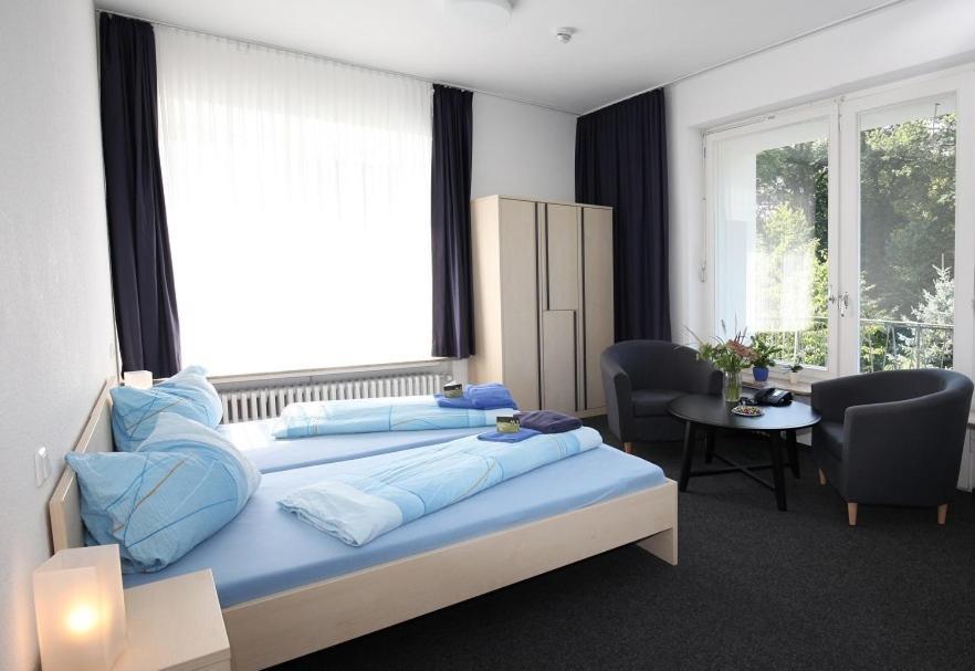 Haus Venusberg Jugendbildungsstaette Bonn Hotel Bagian luar foto