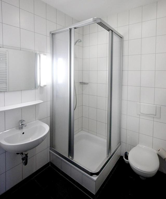 Haus Venusberg Jugendbildungsstaette Bonn Hotel Bagian luar foto